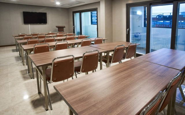 Cs Premier Hotel