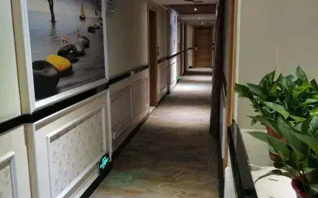 Shijia Chain Hotel (Xinhua No.1 Branch)