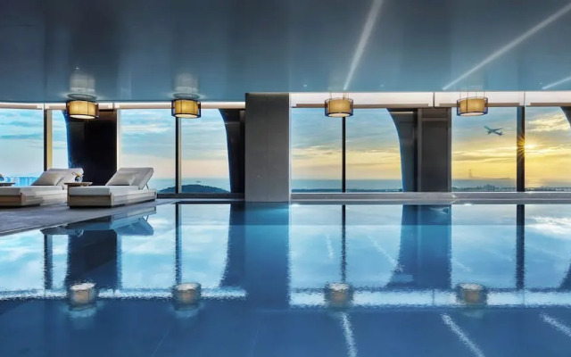 HUALUXE Shenzhen Bao'an by IHG