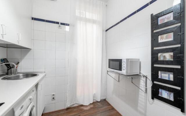 Apartamentos Day Madrid SILVA Centro Gran Via Sol Malasaña