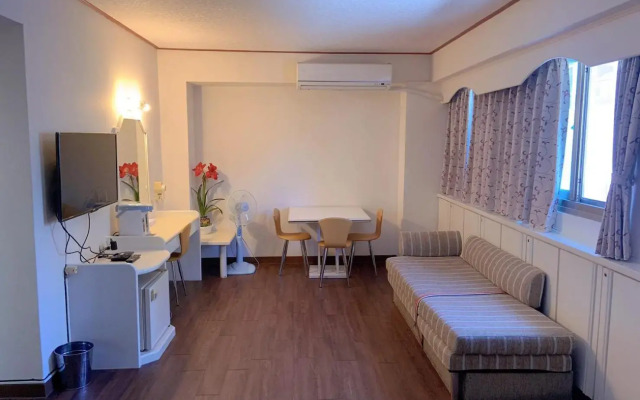Traveler Hotel