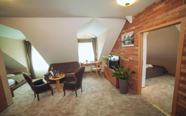 Hubertus Aparthotel & Restaurant & Horse Club