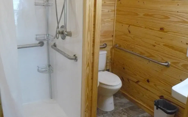 Lake Guntersville State Park RRM Cabins