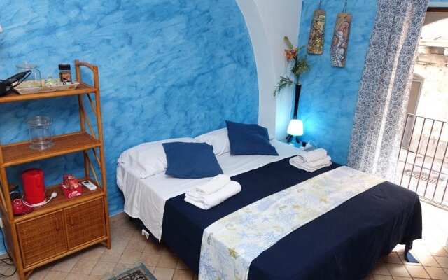 Sutta lAcchi da Marina