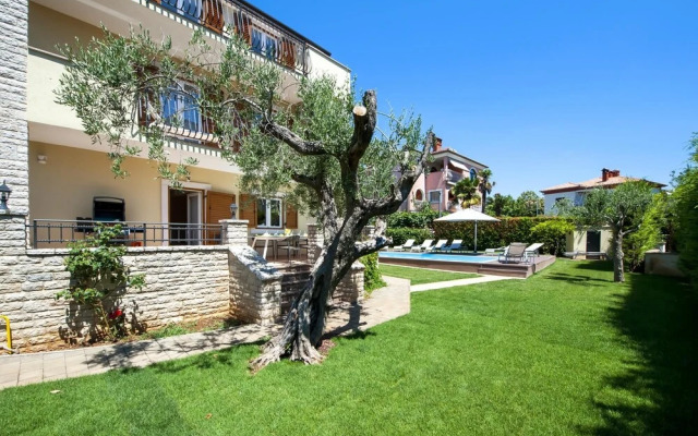 Villa Francesco - Four-bedroom Apartment