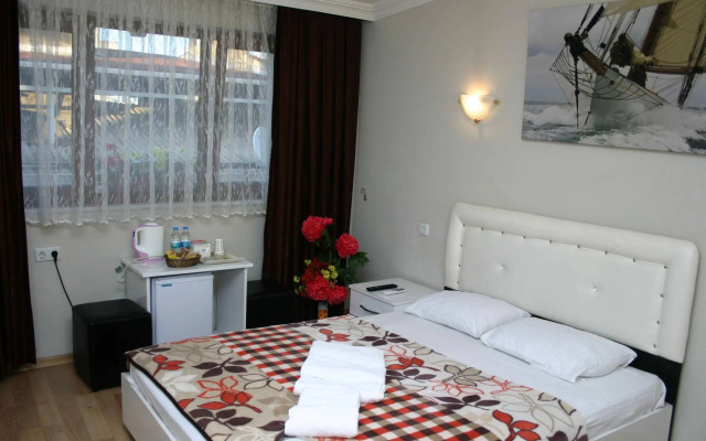 Deniz Suites