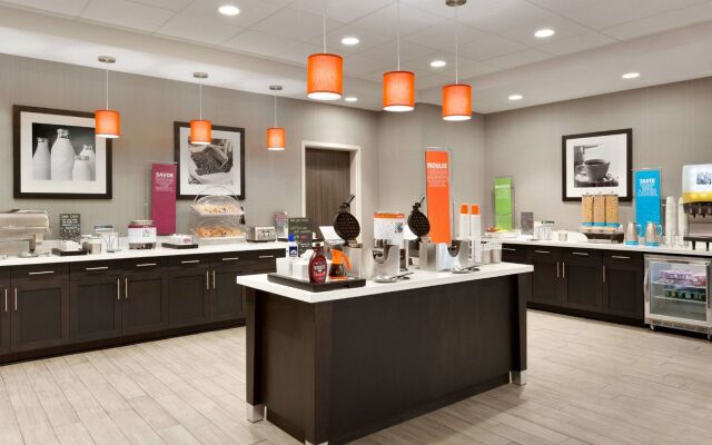 Hampton Inn Cleveland Airport - Tiedeman Road