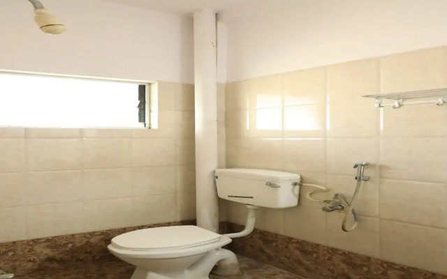 Hotel Shree Vaibhav by OYO Rooms