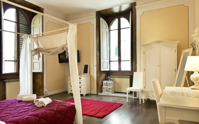 Speziali 1-deluxe Apartment in Repubblica's Square