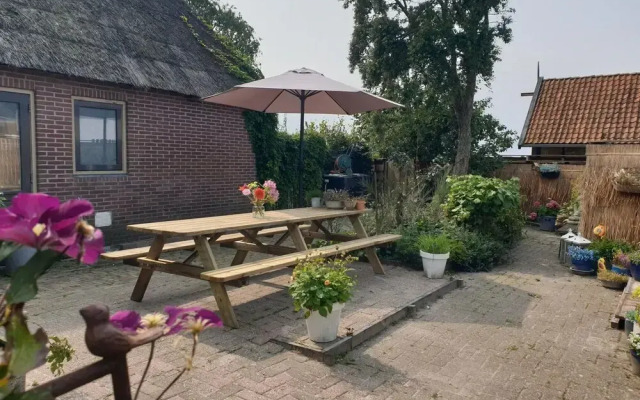 Guesthouse Friesland Ternaard Near Heritage