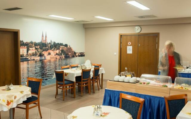 Hotel Inos