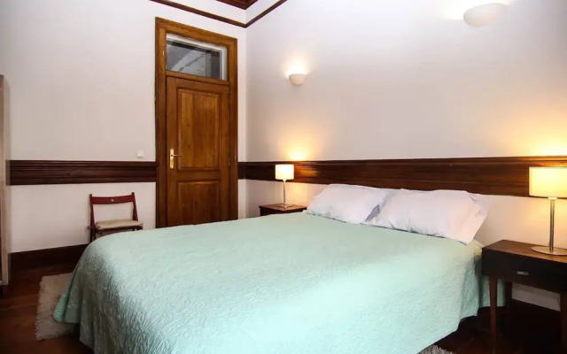 Spacious And Bright 4 Bedroom Apartment