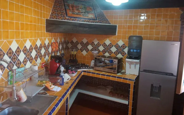 La casita de las bugambilias