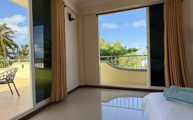 Noah Private Beach House