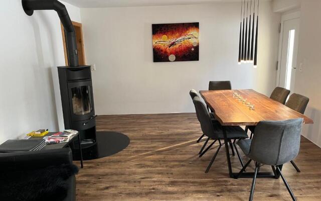 Schöne, sonnige Parterrewohung 3 Zi. mit Garten