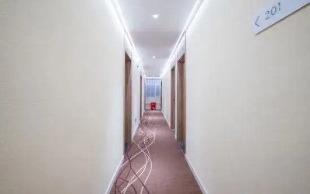 HanTing Hotel (Beijing Shunyi Zhongxin)