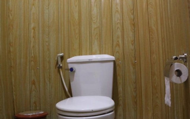 Hahaland - Hostel – Bathroom – Phong Nha