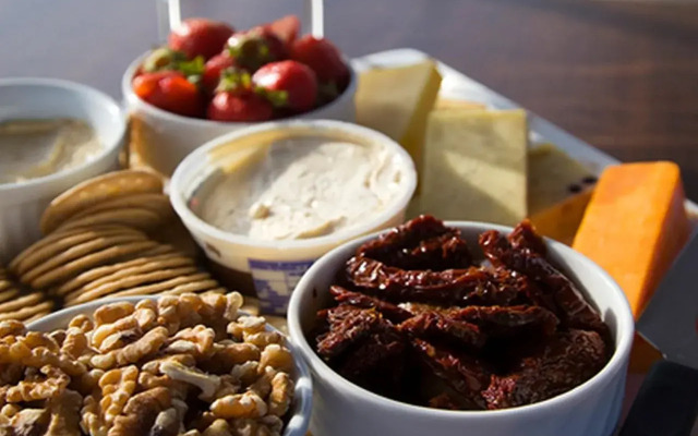 Tullah Lakeside Lodge