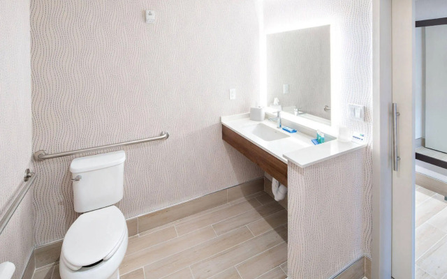 Holiday Inn Express Red Deer North by IHG