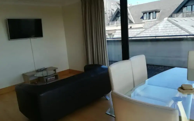 2 bedroom penthouse Cork city Fitton St