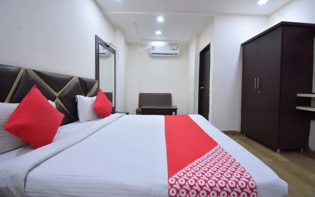 OYO 60291 Hotel Siddhi Vinayak