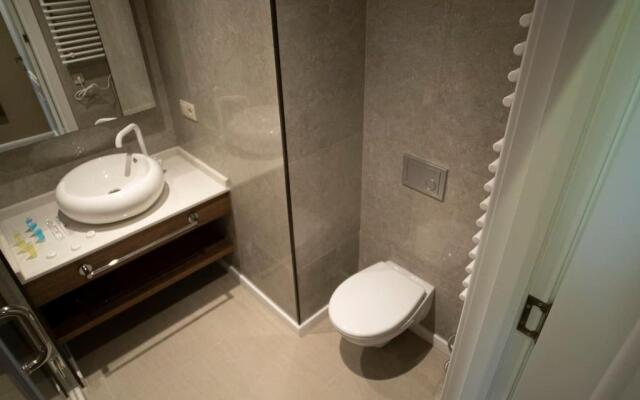 Leo Group Luxury Apartment 24-11 Alliance Palace