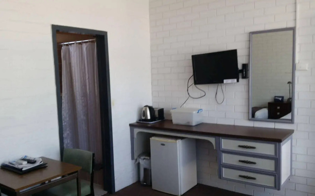 Sun Centre Motel