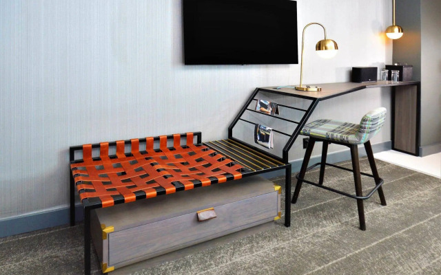 Renaissance Reno Downtown Hotel & Spa