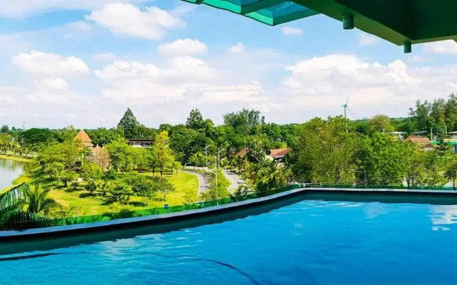 The Beverly Hills