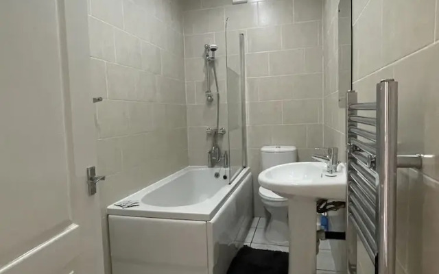 Marley Mansions Apartment - Clarendon