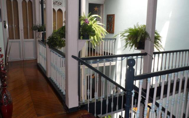 Zohar Hostel