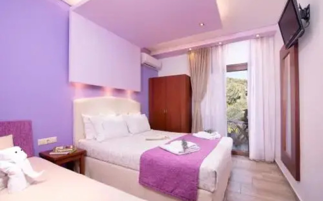 Irini Patira Apartments and Studios