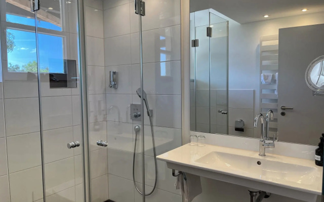 WESTSIDE Hotel Garni