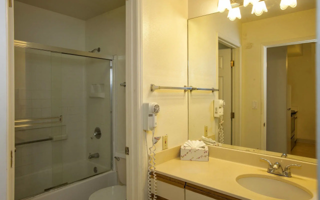 Kihei Bay Vista - Maui Condo & Home