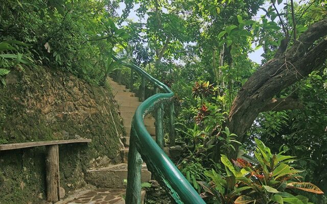 Makulay Lodge and Villas