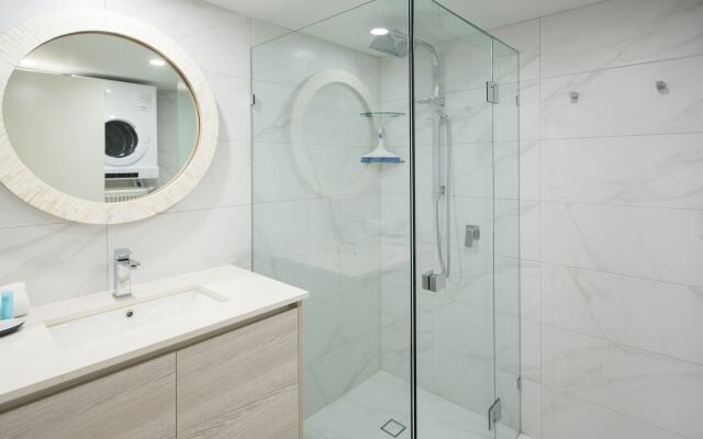 Miami Beachside Holiday Apartments