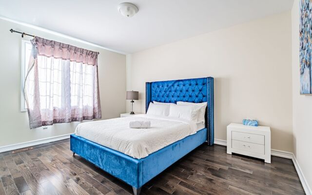 Lady Valentina Boutique Home