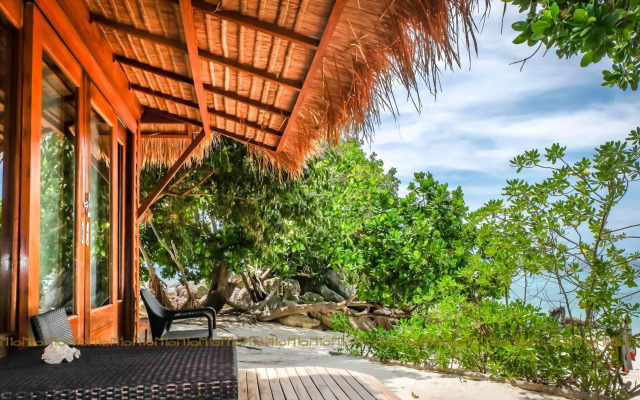 Ten Moons Lipe Resort