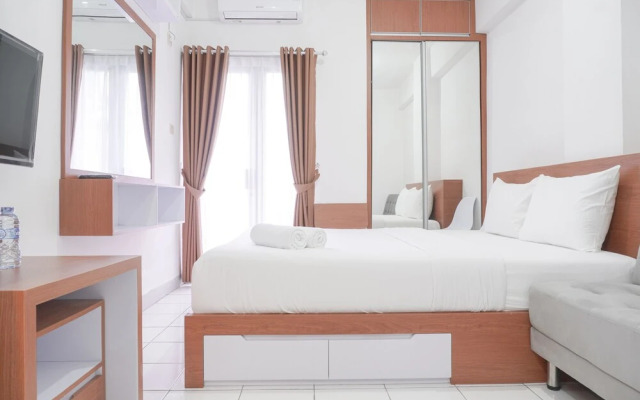 Comfort Studio At Sky View Apartment
