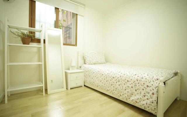 Zibro S Guesthouse