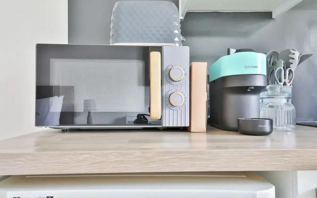 Stunning Studio In Converted Building