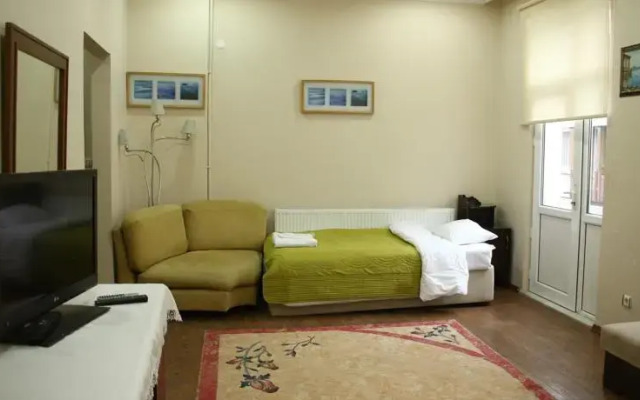 El Emir Suites
