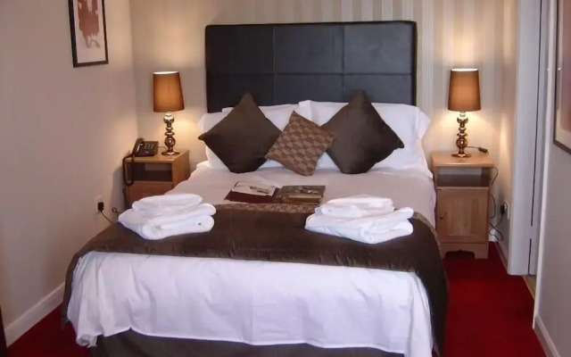 The Cliffemount Hotel