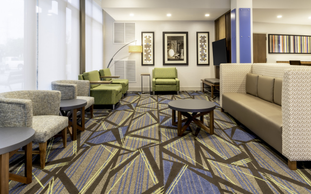 Holiday Inn Express Milwaukee West Allis by IHG