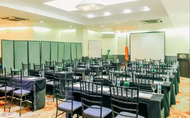 Greenhills Elan Hotel
