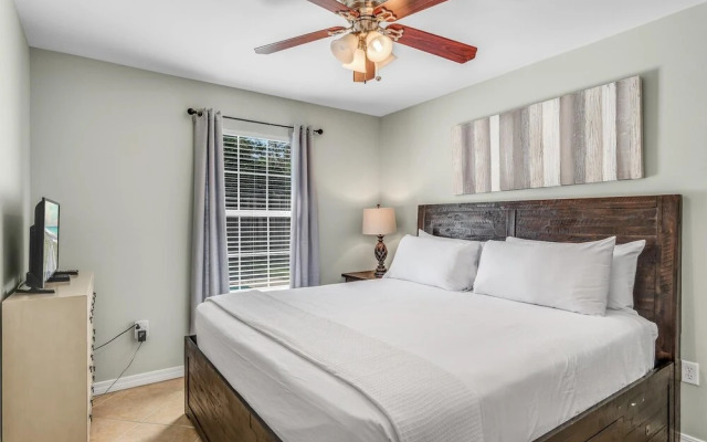 Salty Seas 405 Sandy Cay