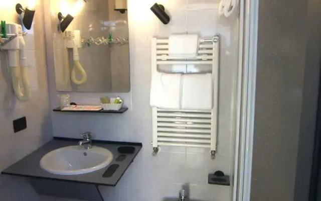 Hotel Prestige
