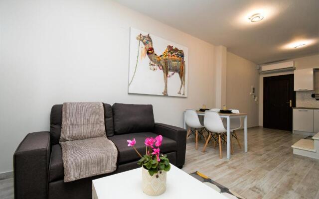 Comfy and stylish apt2