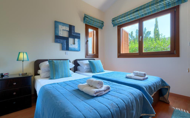 3 Br Villa Madelini - Aph 3559