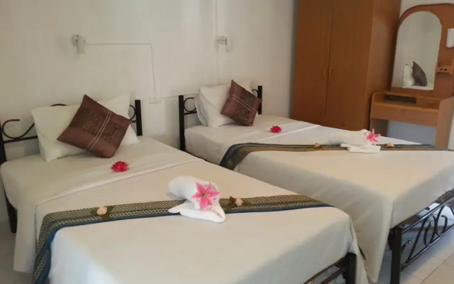 Divers Inn